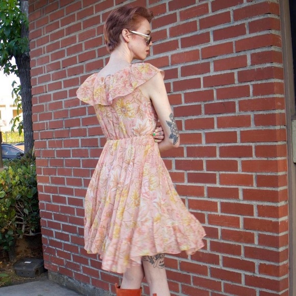 70s Pink & Yellow Floral Ruffle Dress - Picture 6 of 7